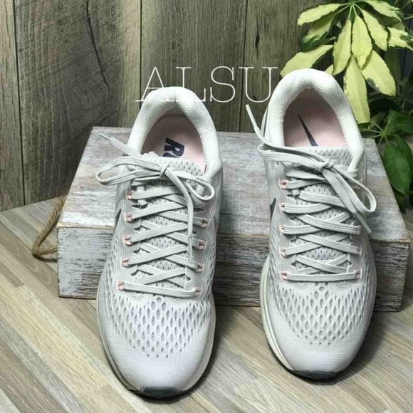 womens nike air zoom pegasus 34 light bone